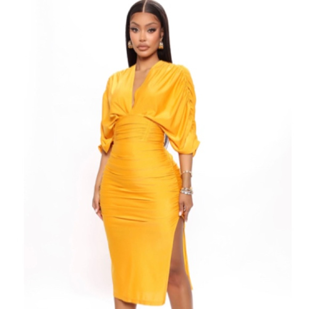 Ruched Bodycon Midi Dress